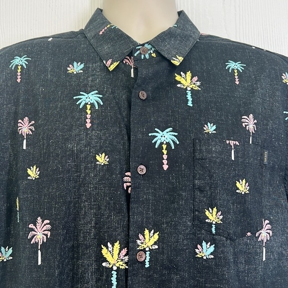 Rip Curl - Black With Colorful Palm Tree Button Down Short Sleeve Top Large - Picture 3 of 9